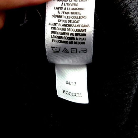 Aeropostale Small Purple Striped Red Gray Sweater V Neck Cotton Wool Polyester - Picture 7 of 7